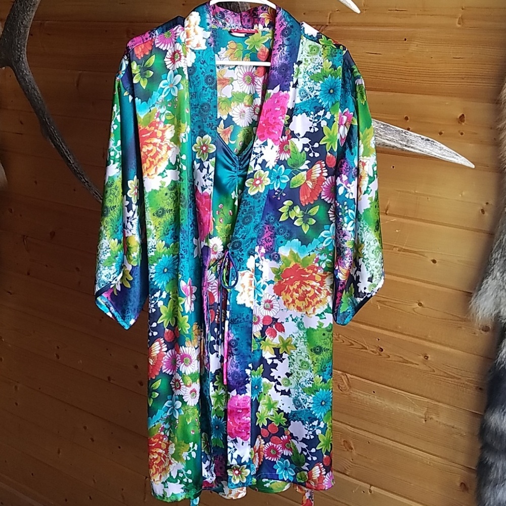 Josie nightgown and robe set